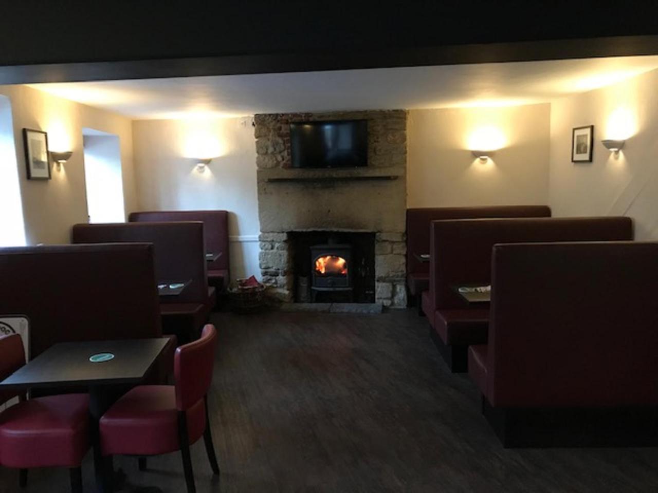 The Britannia Inn Шернборн Экстерьер фото